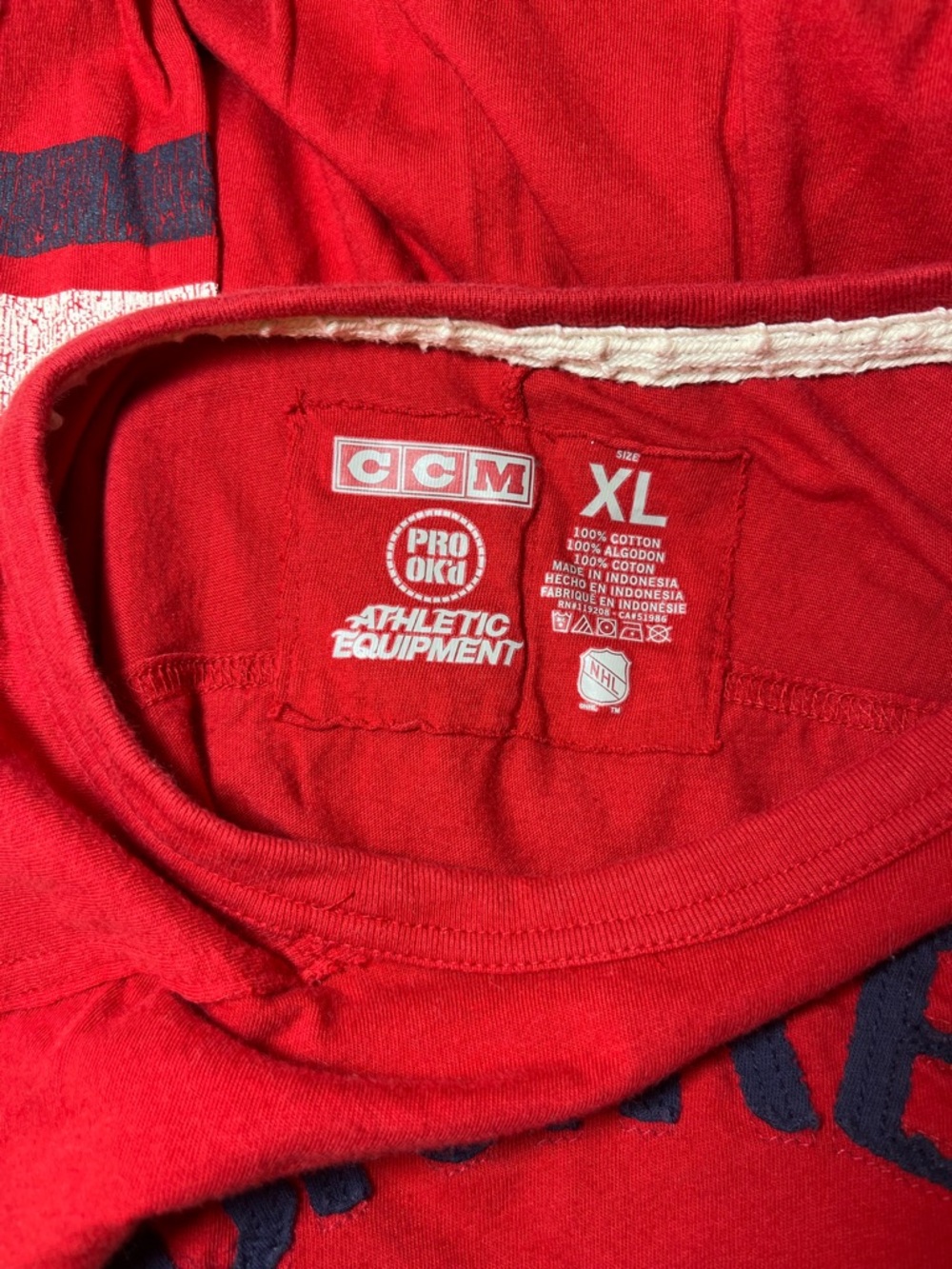 CCM MONTREAL CANADIENS NHL Lightweight Long-Sleeve XLarge T-Shirt - Picture 4 of 5